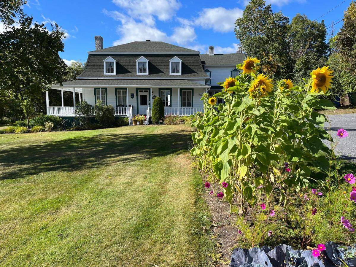 Auberge Musicale Pour Un Instant La Malbaie Exterior photo