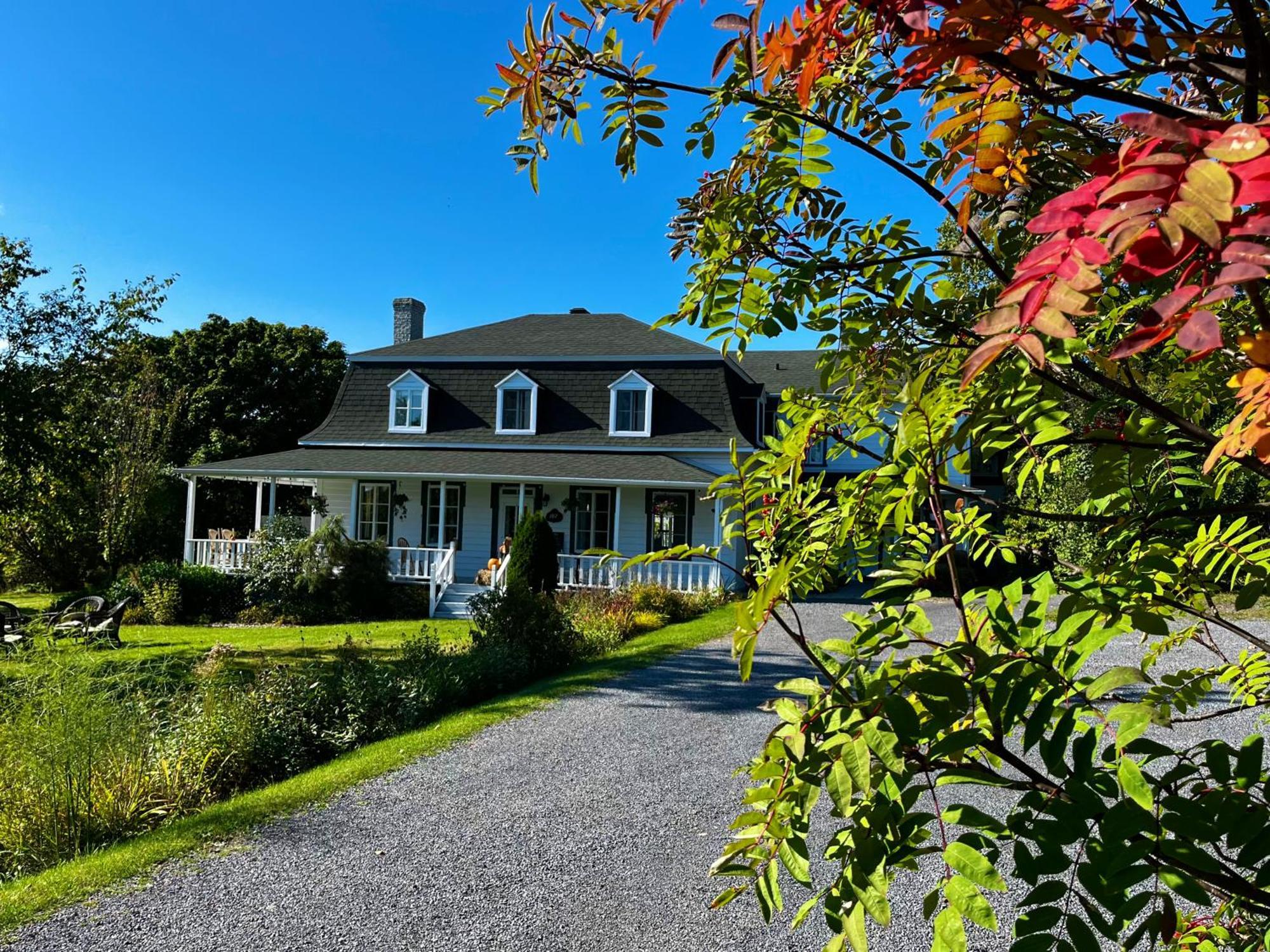 Auberge Musicale Pour Un Instant La Malbaie Exterior photo