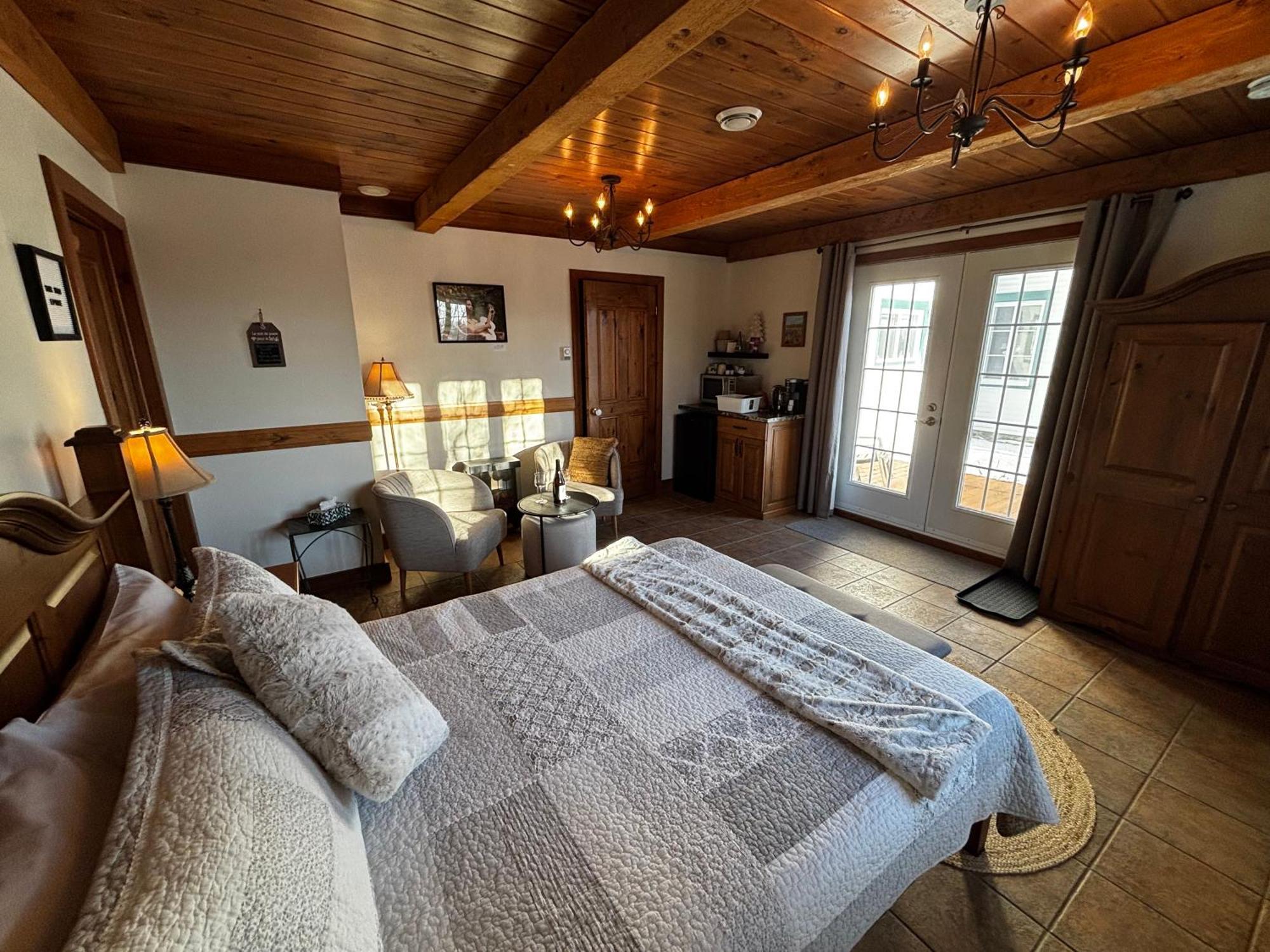 Auberge Musicale Pour Un Instant La Malbaie Exterior photo