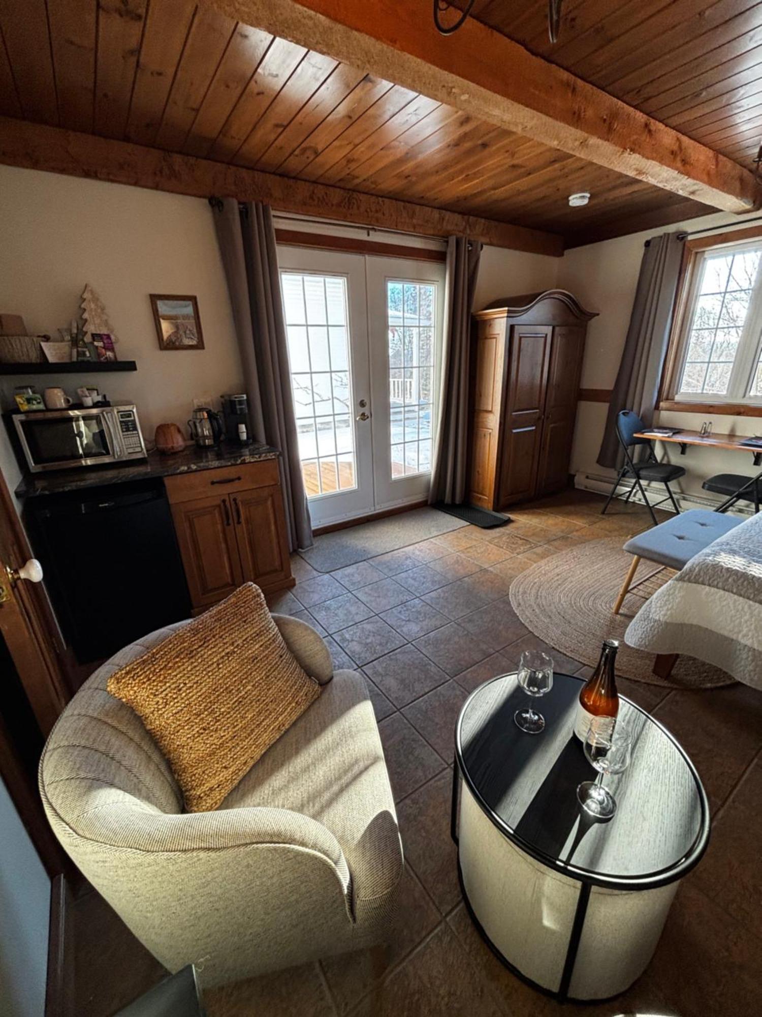 Auberge Musicale Pour Un Instant La Malbaie Exterior photo